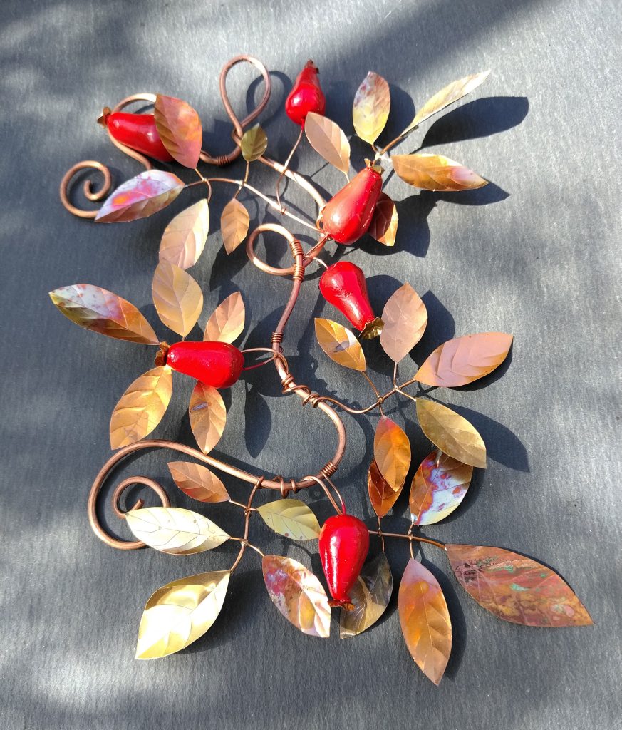 15.5cm tall Copper Leaves & Rose Hips Wall Art | Handmade Copper Wreath | Nature Gift